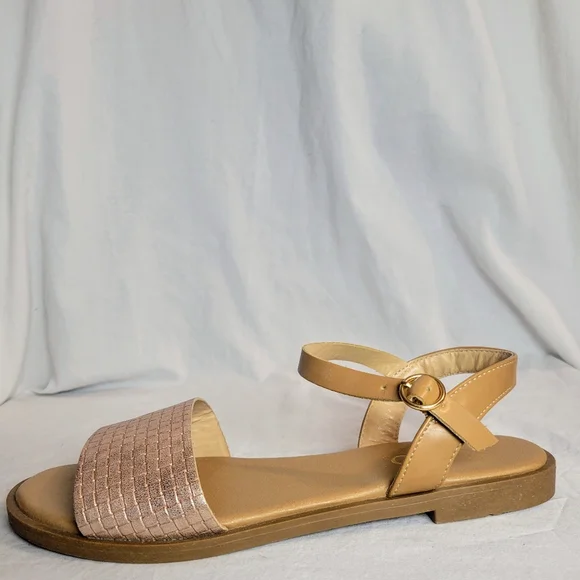 XOXO Rose Gold Faux Woven Leather Ankle Strap Sandals Size 8 - Picture 2 of 11